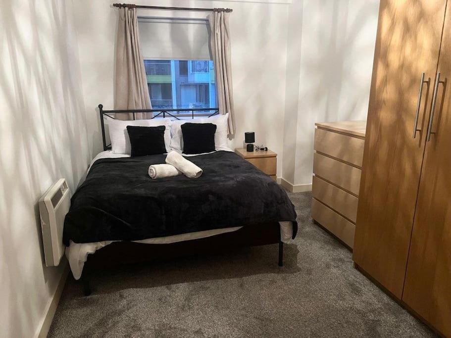 2 Bedroom City Center Apartment 曼彻斯特 外观 照片
