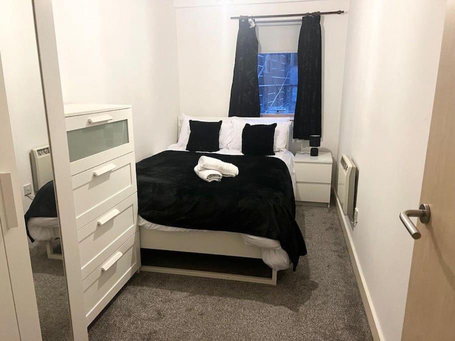 2 Bedroom City Center Apartment 曼彻斯特 外观 照片